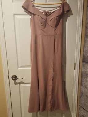 Off-Shoulder Pink Evening Dress - Elegant Women's Gown